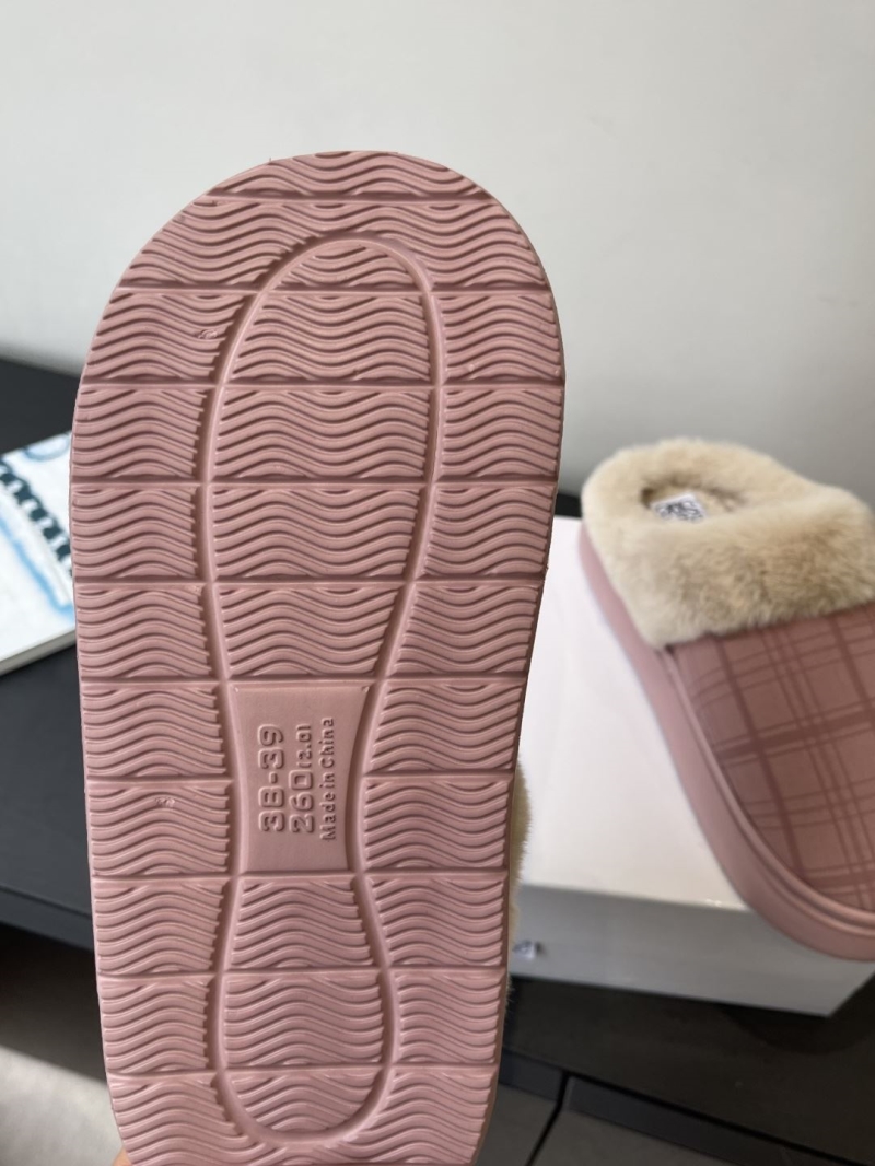 L0ew* slippers